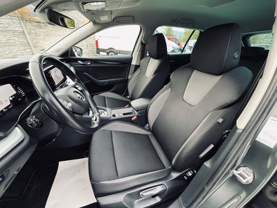 Škoda Octavia Combi 2.0 TDI SCR Style DSG - fotografia 42