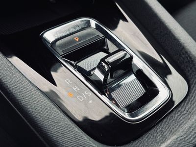 Škoda Octavia Combi 2.0 TDI SCR Style DSG - fotografia 50