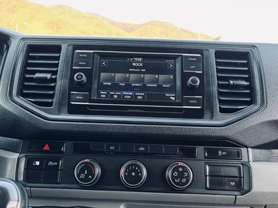 Volkswagen Crafter L3H2 2.0 TDI 103kw top stav - fotografia 30