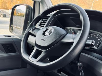 Volkswagen Crafter L3H2 2.0 TDI 103kw top stav - fotografia 32