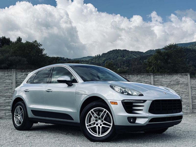 Porsche Macan S